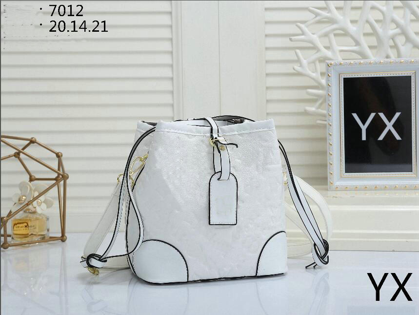 Womens Messenger Bag Fashion Shoulder Bags Mens Lady Totes Purse Handbags Crossbody Backpack Wallet Printing7012 20x14x21cm, Black
Womens Messenger Bag Fashion Shoulder Bags Mens Lady Totes Purse Handbags Crossbody Backpack Wallet Printing7012 20x14x21cm, Black