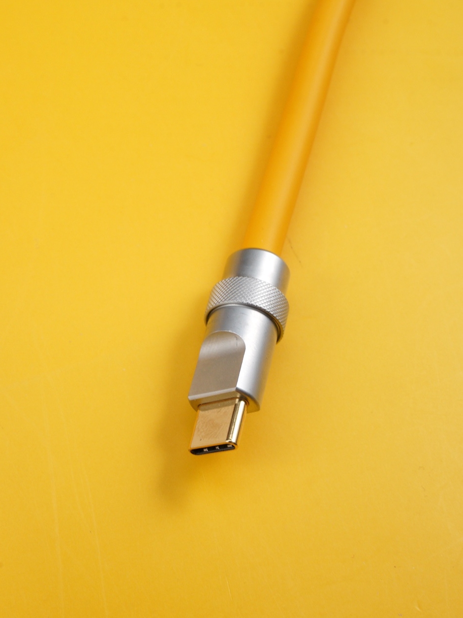 Geekcable Handmade Customized Mechanical Keyboard Cable Super Elastic Series Spiral Rubber Keyboard Cable Electrophoresis Yellow
