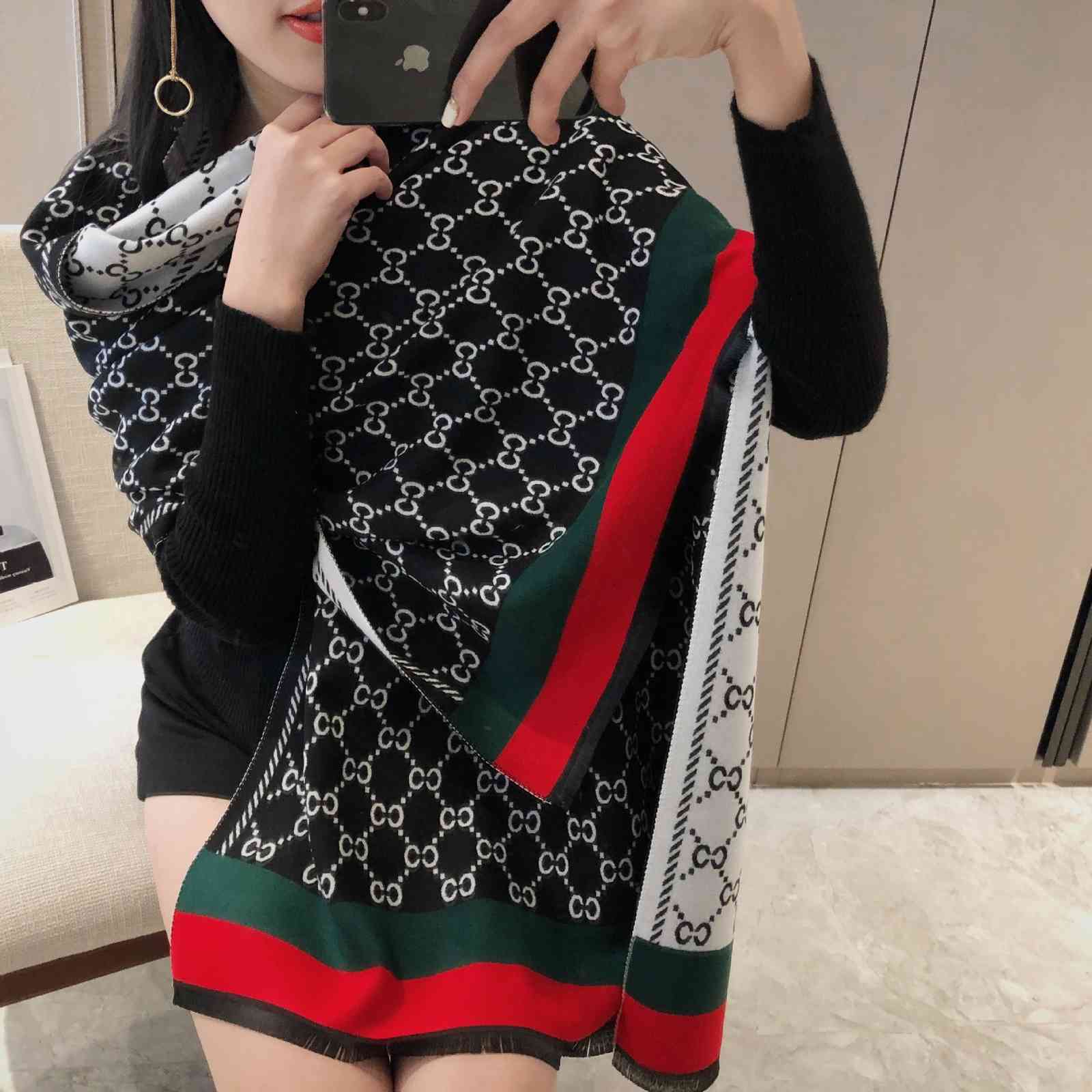Winter Casual digner Bus men scarf Cashmere Scarv Male Warm Plaid Cotton Shawl Wraps foulard
Winter Casual digner Bus men scarf Cashmere Scarv Male Warm Plaid Cotton Shawl Wraps foulard