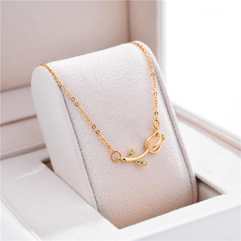 Pendant Necklaces Korean Style Elegant Tulips Women Ladies Fashion Gold Color Wedding Jewelry Female Party Girls Gift
Pendant Necklaces Korean Style Elegant Tulips Women Ladies Fashion Gold Color Wedding Jewelry Female Party Girls Gift