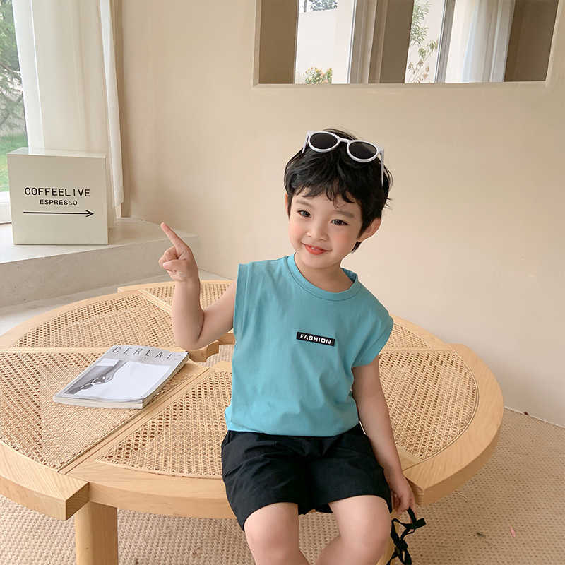 Summer Boys' round neck casual sleeveless T-shirt 4 colors children letter label inside thin Tees 210615, Black
Summer Boys' round neck casual sleeveless T-shirt 4 colors children letter label inside thin Tees 210615, Black