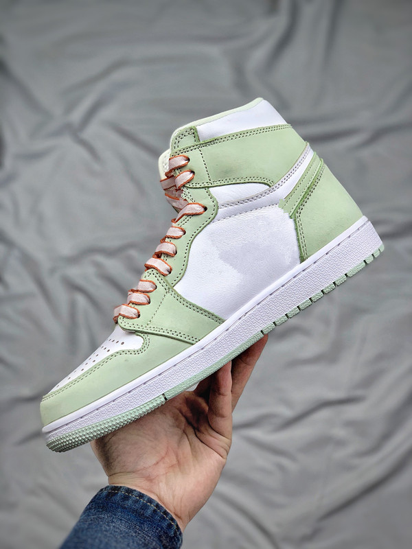 Jumpman 1 Retro High OG Seafoam 1s Mens Basketball Shoes Bred Patent Hyper Royal University Blue Electro Orange Lucky Green Prototype Women Sneakers Trainers, Pay for extra lace
Jumpman 1 Retro High OG Seafoam 1s Mens Basketball Shoes Bred Patent Hyper Royal University Blue Electro Orange Lucky Green Prototype Women Sneakers Trainers, Pay for extra lace