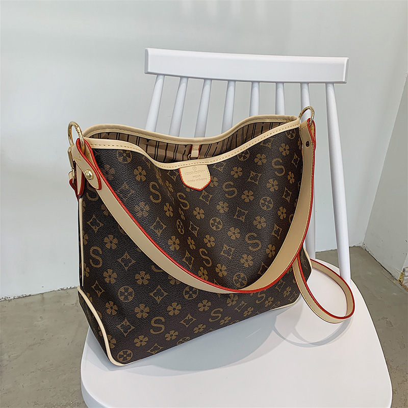 Net Red Old Flower 2021 Large Capacity Printed Women's Bag Autumn and Winter Fashion Single Shoulder Messenger Bag, Yellow
Net Red Old Flower 2021 Large Capacity Printed Women's Bag Autumn and Winter Fashion Single Shoulder Messenger Bag, Yellow