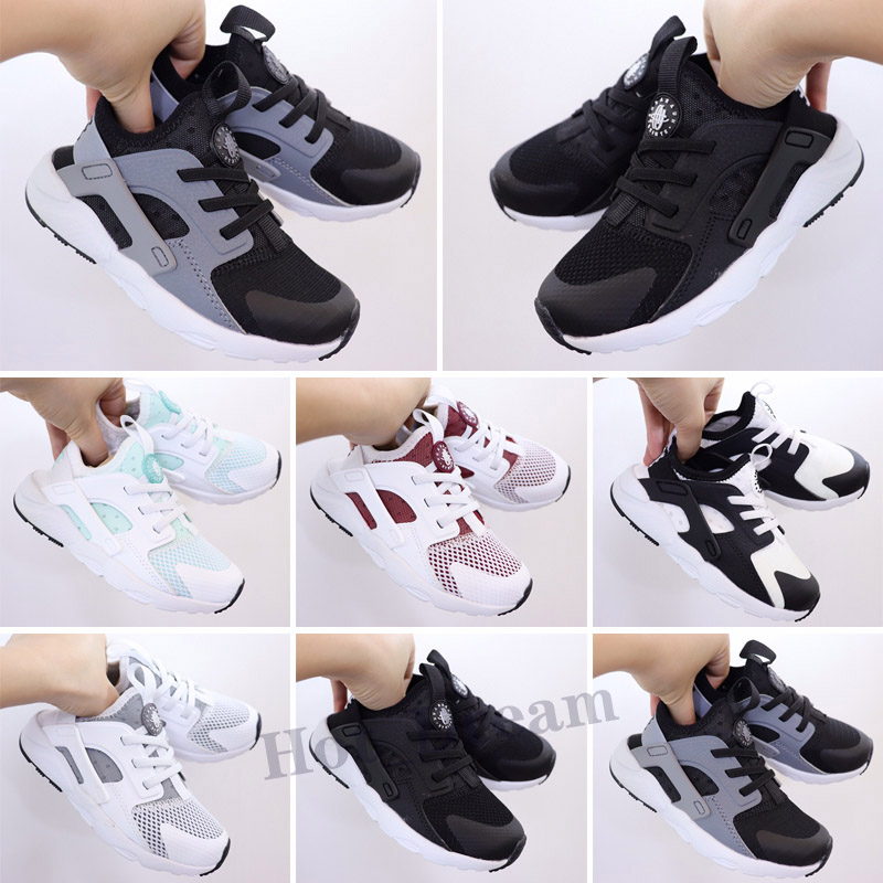 Huarache kids shoes for Kids Women Sports Triple Black White Gold Huraches 1.0 Womens Mens Trainer Sneakers
Huarache kids shoes for Kids Women Sports Triple Black White Gold Huraches 1.0 Womens Mens Trainer Sneakers