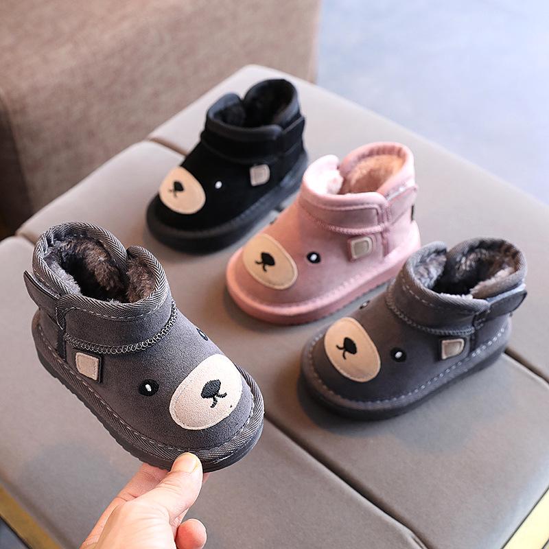 Cute 2021 Children'  Shoes Thick Plush Inside Cartoon Boys Girls Ankle Snow Boots For Children Winter Flats, Black;grey 
Cute 2021 Children'  Shoes Thick Plush Inside Cartoon Boys Girls Ankle Snow Boots For Children Winter Flats, Black;grey