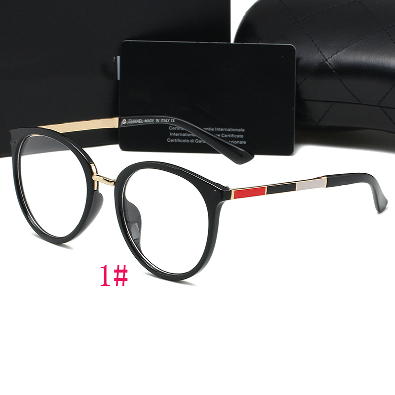 Brand designers Sunglasses for women men Good Quality Fashion metal Oversized sun glasses vintage female male UV400 box chose
Brand designers Sunglasses for women men Good Quality Fashion metal Oversized sun glasses vintage female male UV400 box chose