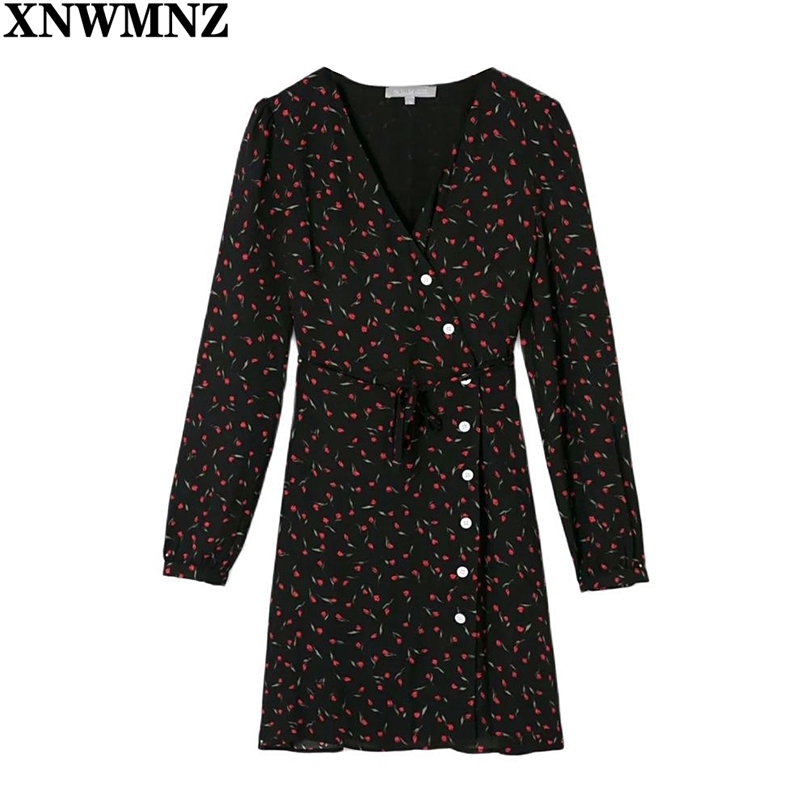 Female Red Floral Print Black mini Vestidos Retro Long Sleeve Side Buttons Dresses Slim Vintage Wrap Women Dress 210520
Female Red Floral Print Black mini Vestidos Retro Long Sleeve Side Buttons Dresses Slim Vintage Wrap Women Dress 210520