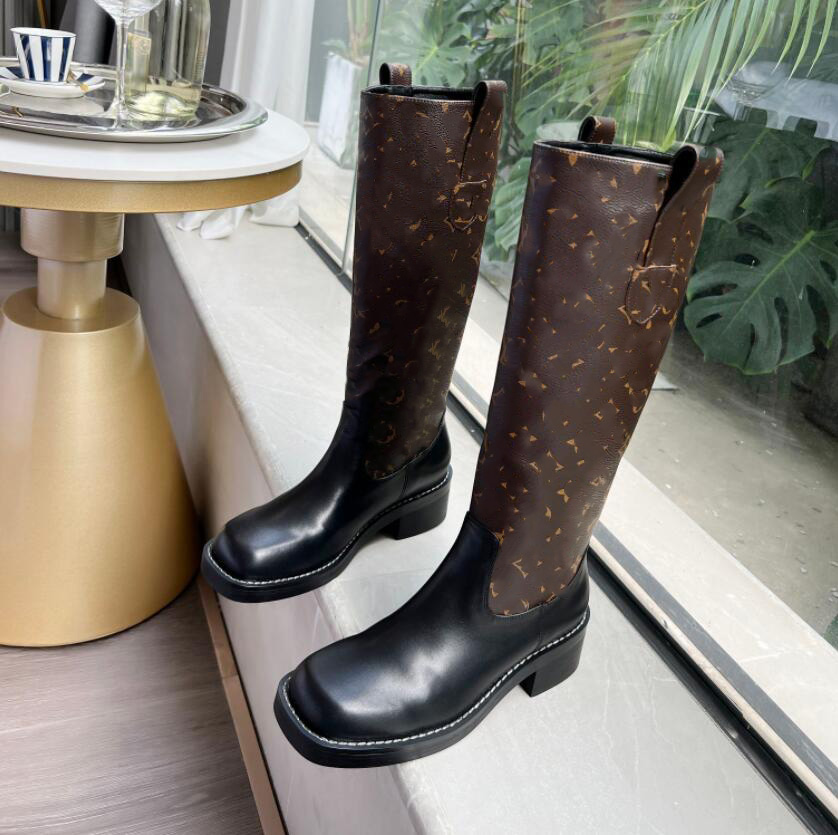 Women boots BEAUBOURG LAUREATE SILHOUETTE Real leather shoes crystal outdoor martin chaussures de designer Christmas Platform Channel, Box
Women boots BEAUBOURG LAUREATE SILHOUETTE Real leather shoes crystal outdoor martin chaussures de designer Christmas Platform Channel, Box