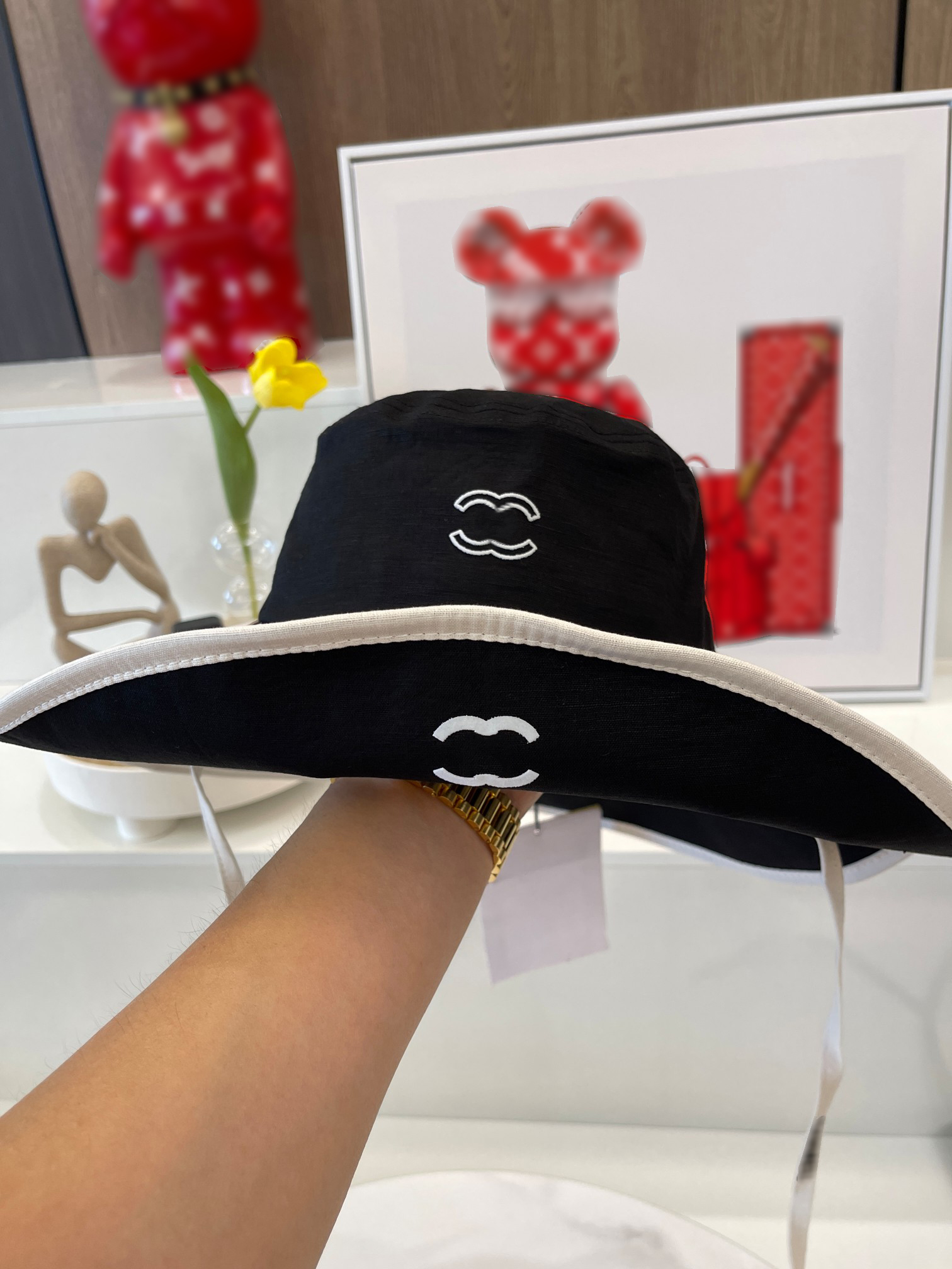 2021 Summer Wide Brim Straw Hats Sun Hat For Women UV Protection Panama floppy Beach cap Ladies caps vacation Travel 2 colors, Blue;gray
2021 Summer Wide Brim Straw Hats Sun Hat For Women UV Protection Panama floppy Beach cap Ladies caps vacation Travel 2 colors, Blue;gray