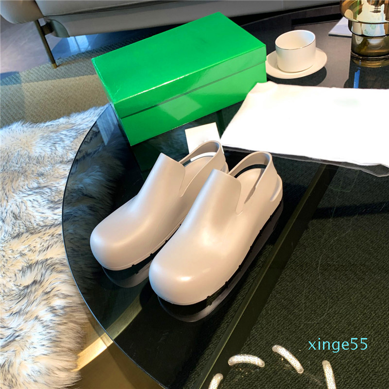 2021 Designers Rubber Clog Sandals Smooth Matte Women Slippers Supportive Slingback Strap Loafers Slight Heel Slip-on Style Slides Branded P
2021 Designers Rubber Clog Sandals Smooth Matte Women Slippers Supportive Slingback Strap Loafers Slight Heel Slip-on Style Slides Branded P