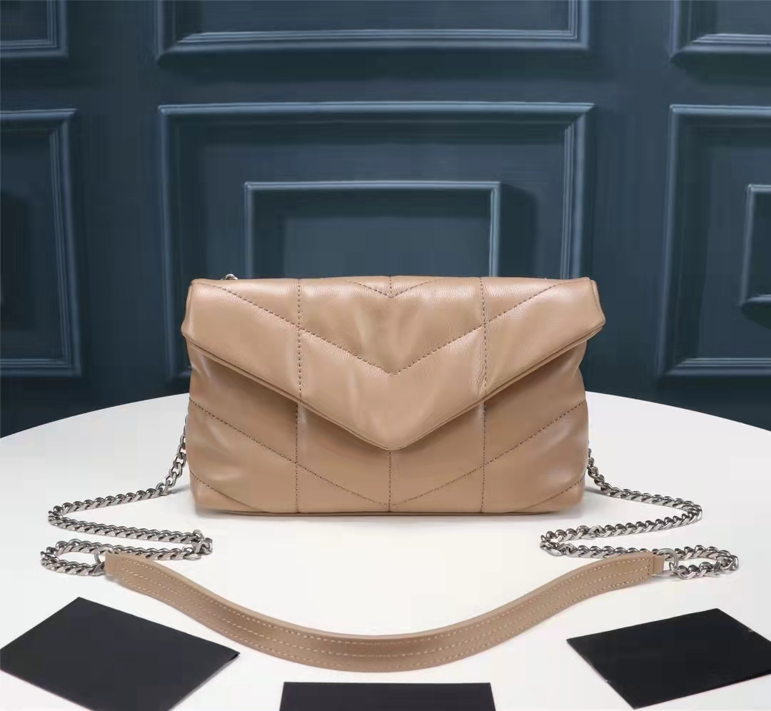 Top Quality!!! PUFFER Mini Chain Cross Body Bags WOEMN Small Sheepskin Genuine Leather Shoulder Bag Clamshell Packages 620333, Nude
Top Quality!!! PUFFER Mini Chain Cross Body Bags WOEMN Small Sheepskin Genuine Leather Shoulder Bag Clamshell Packages 620333, Nude