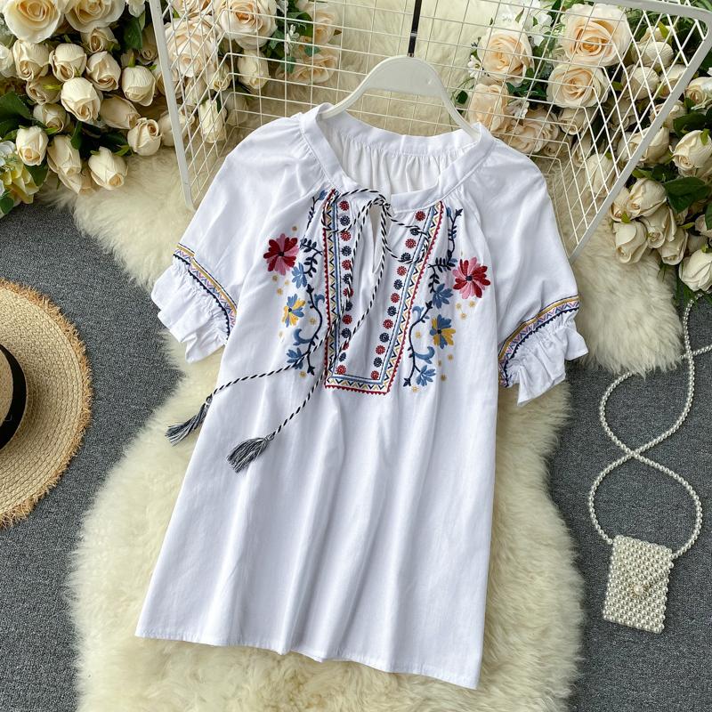 Women's Blouses & Shirts Vintage Summer Women 2021 Fashion Lantern Sleeve Round Neck Embroidery Floral Boho Hippie Peasant Mexican Blouse To, Beige
Women's Blouses & Shirts Vintage Summer Women 2021 Fashion Lantern Sleeve Round Neck Embroidery Floral Boho Hippie Peasant Mexican Blouse To, Beige