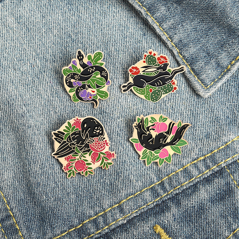 Snake Flower Enamel Brooches Pin for Women Fashion Dress Coat Shirt Demin Metal Funny Brooch Pins Badges Promotion Gift 2021 New Design, Gray
Snake Flower Enamel Brooches Pin for Women Fashion Dress Coat Shirt Demin Metal Funny Brooch Pins Badges Promotion Gift 2021 New Design, Gray