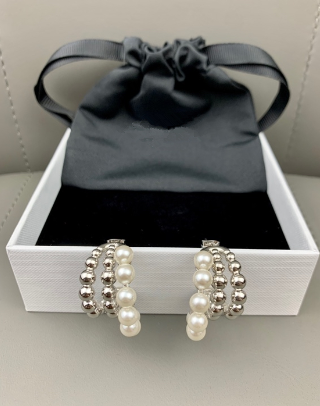 2021 new steel ball style, fashionable temperament, steel ball earrings, pearl earrings, high-end quality, simple and generous, essential ea, Golden
2021 new steel ball style, fashionable temperament, steel ball earrings, pearl earrings, high-end quality, simple and generous, essential ea, Golden