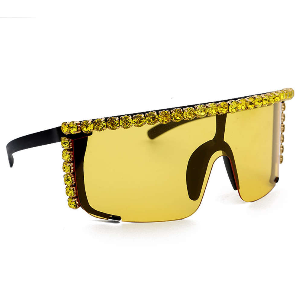 Highend accessories Women Vintage Style Clear Lens Diamond Ladi Luxury Shad Sun Glass sunglass, Black 
Highend accessories Women Vintage Style Clear Lens Diamond Ladi Luxury Shad Sun Glass sunglass, Black