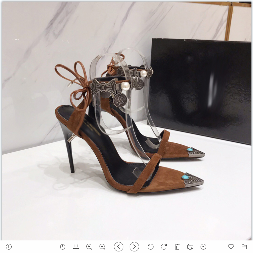 2021 Good Quality Fashion Women Luxurys Designers Shoes Designer Sandals Womens Luxury High Heels Sandal Dress Shoess With Box Size 35-41 -H586, Red
2021 Good Quality Fashion Women Luxurys Designers Shoes Designer Sandals Womens Luxury High Heels Sandal Dress Shoess With Box Size 35-41 -H586, Red