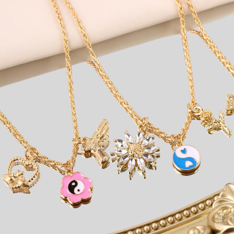 Chains JJFOUCS Love Pistol Crystal Flower Yin Yang Pendant Choker Necklaces Cute Fashion Statement Small Charm Necklace Party Jewelry, Silver
Chains JJFOUCS Love Pistol Crystal Flower Yin Yang Pendant Choker Necklaces Cute Fashion Statement Small Charm Necklace Party Jewelry, Silver