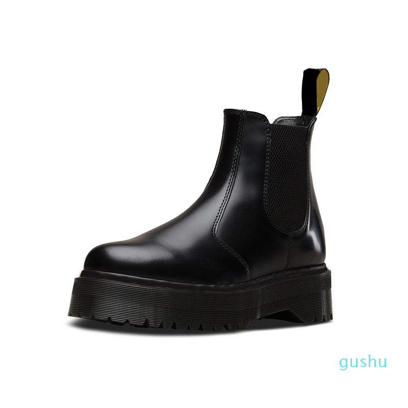 High quality fashion black boots buckle zipper short ankle booties women genuine leather motorcyle winter shoes big size 35-41
High quality fashion black boots buckle zipper short ankle booties women genuine leather motorcyle winter shoes big size 35-41