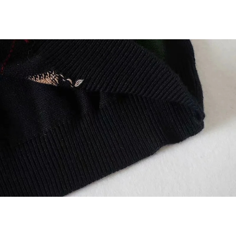 vintage women woolen sweaters autumn plaid ladies knitted fashion female soft knitwears v neck girls knits 210527