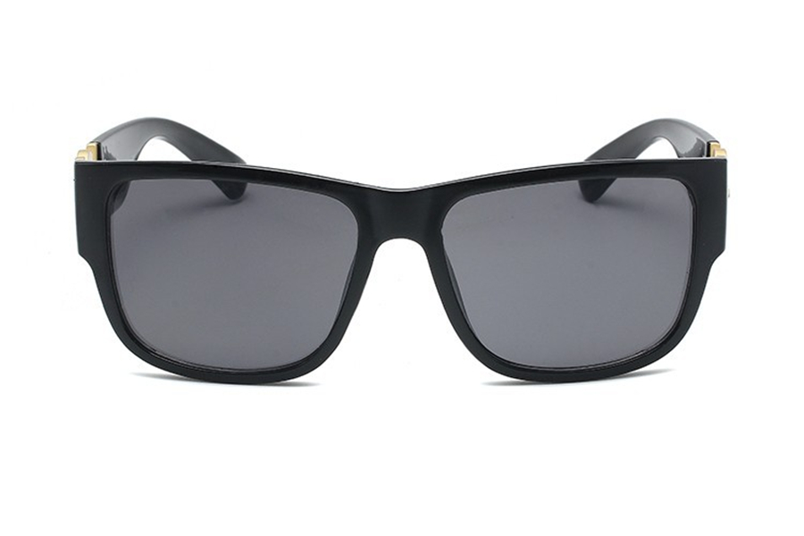 Man sunglasses designed for men Black Grey Polarized Mens Sun glasses 58mm Unisex Designer Sunglass Luxury Sunglasse Fashion eyewear 69
Man sunglasses designed for men Black Grey Polarized Mens Sun glasses 58mm Unisex Designer Sunglass Luxury Sunglasse Fashion eyewear 69
