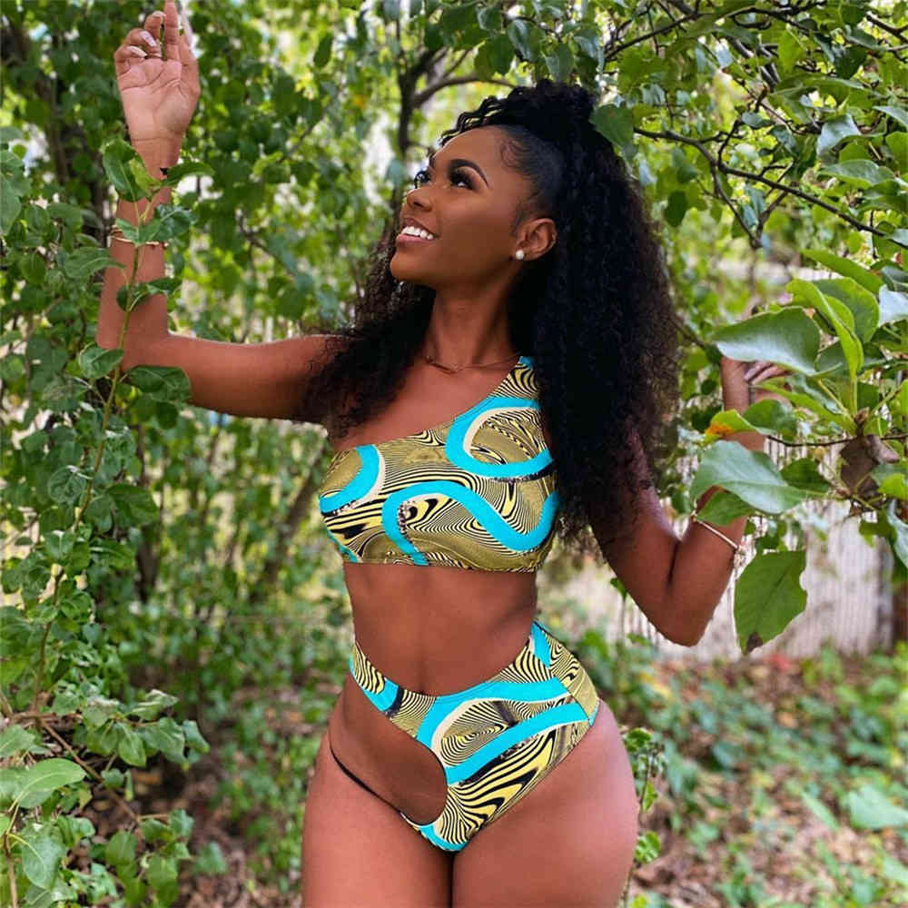 Sexy Cut Out High Waist Bikini Set One Shoulder Crop Top Swim Suits Swimming for Women Fashion Beachwear Bathing 210520