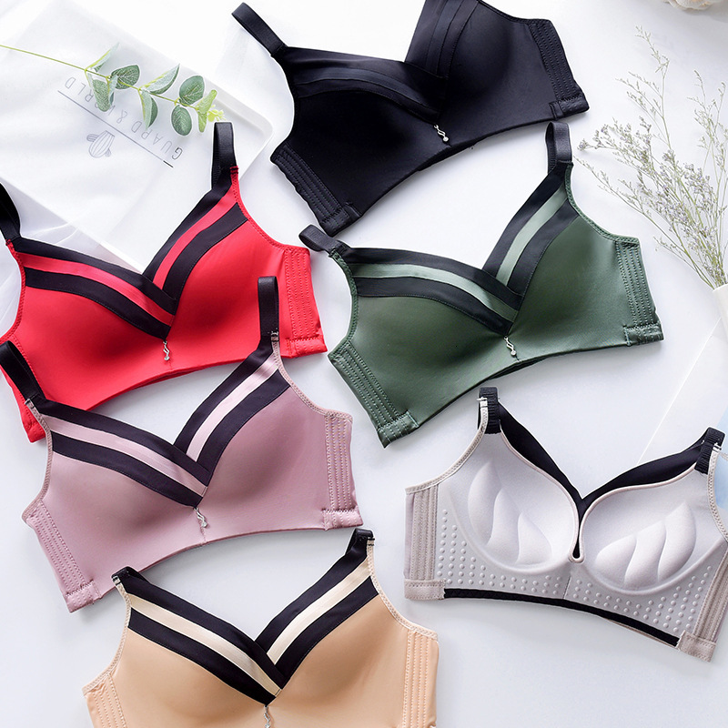 bras sets embroidered lace traceless bra set gathers lingerie 40, Red;black
bras sets embroidered lace traceless bra set gathers lingerie 40, Red;black