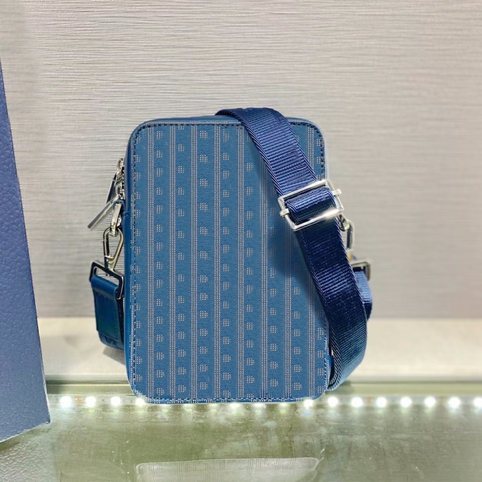 High Quality Crossbody Bag Post Messenger Handbag Womens Fashion Women Men Handbags Shoulder BagBags Classic Cross Body Bags Bumbag Card Wallet Waist Bagg, Custom styles
High Quality Crossbody Bag Post Messenger Handbag Womens Fashion Women Men Handbags Shoulder BagBags Classic Cross Body Bags Bumbag Card Wallet Waist Bagg, Custom styles