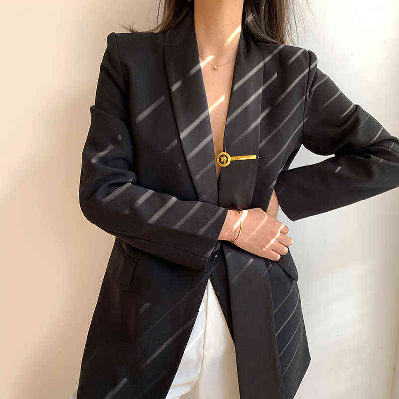 [EAM] Women Black Vintage Irregular Blazer Notched Collar Long Sleeve Loose Fit Jacket Fashion Spring Autumn 1DD5534 211122