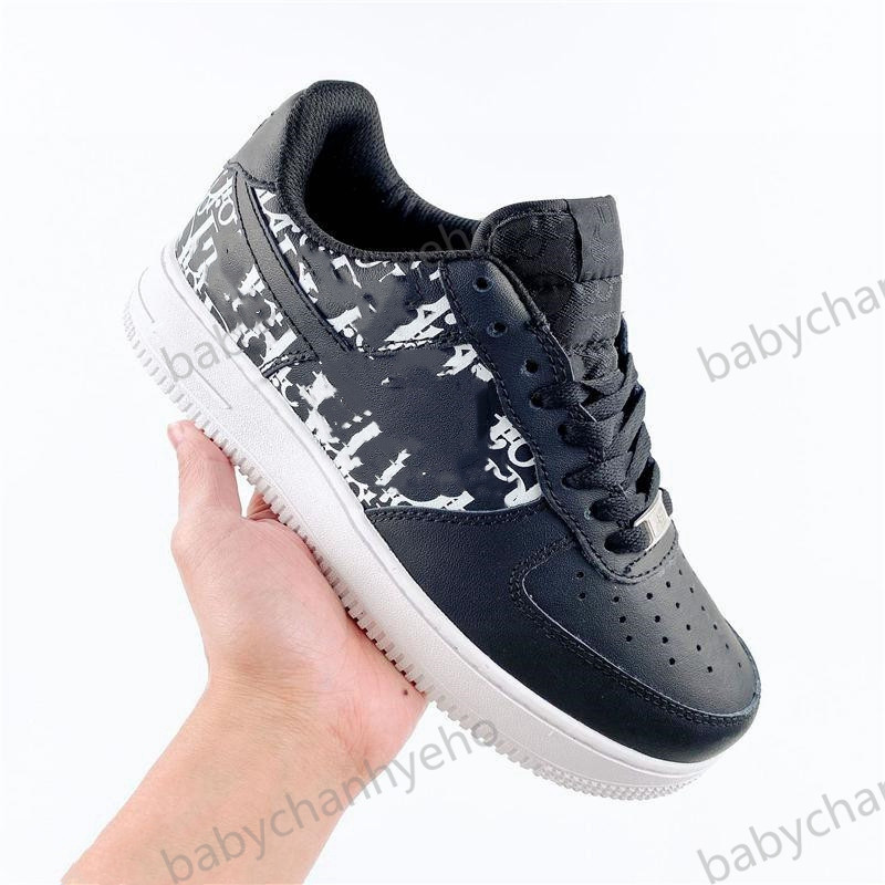 Customized Oblique 1 Men Women Platform Sneakers Black Classic Air White One Skateboard Casual Sports Shoes Size Mens Trainers Forces
Customized Oblique 1 Men Women Platform Sneakers Black Classic Air White One Skateboard Casual Sports Shoes Size Mens Trainers Forces
