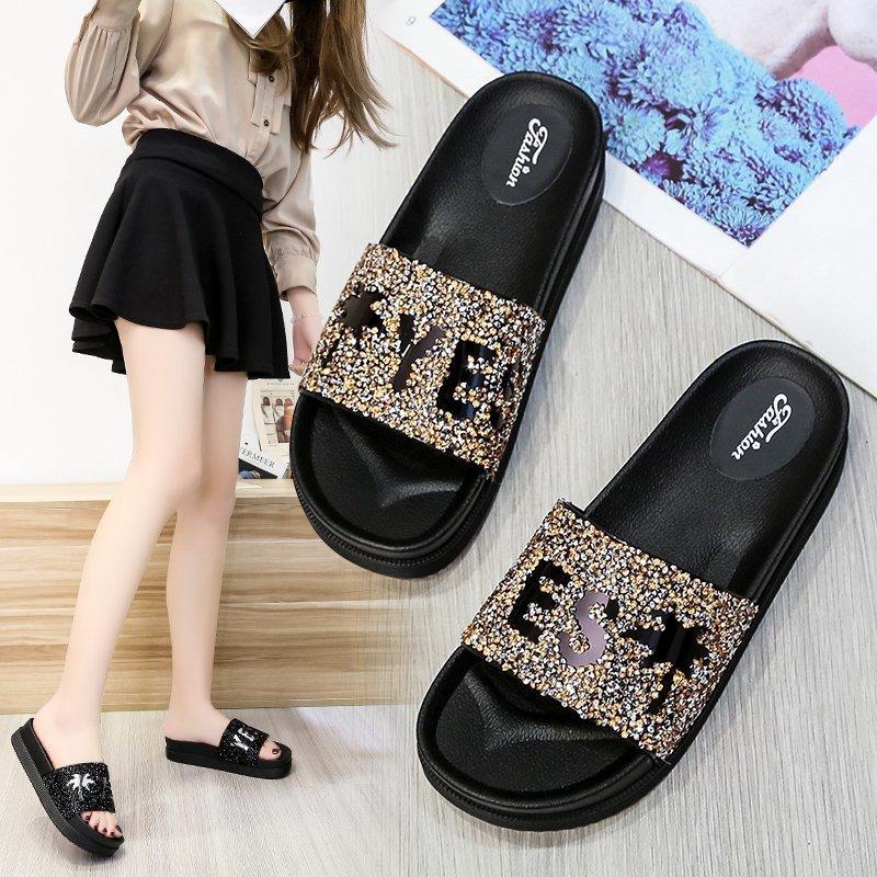 Women's Shoes 2021 Fashion Letter Decoration Slippers Thick Soles Comfortable Non-slip Wear Lady Beach, Black
Women's Shoes 2021 Fashion Letter Decoration Slippers Thick Soles Comfortable Non-slip Wear Lady Beach, Black