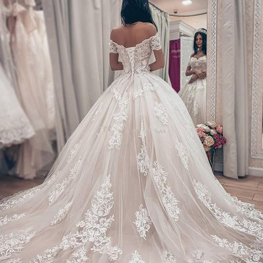 Custom Made Short Sleeves Lace Ball Gown Wedding Dresses with Appliques Off Shoulder Sweep Train Plus Size Tulle Wedding Bridal Gowns
