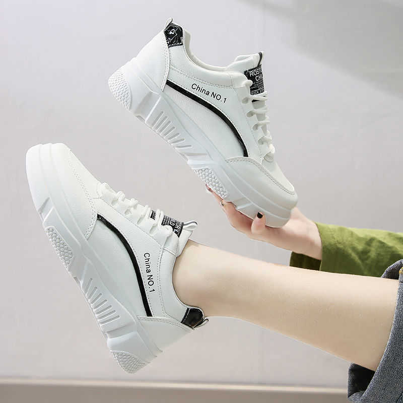 Women Sneakers Fashion Woman's Shoes Trend Casual Runnig Shoes Women New Comfortable Non-slip White Vulcanized Platform Shoe Y0907