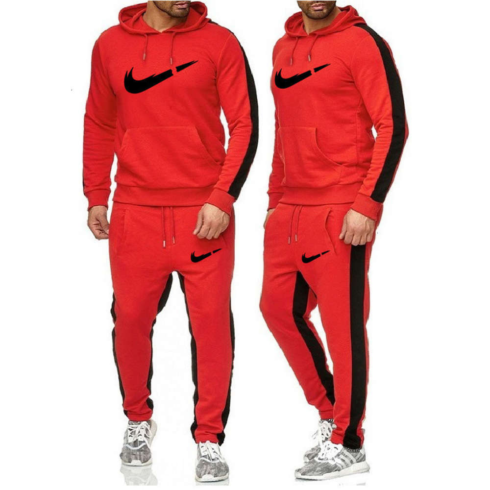 high quality 1:1 new casual sweater set men' fashion printed Hoodie / pants, Stitching white set-black label
high quality 1:1 new casual sweater set men' fashion printed Hoodie / pants, Stitching white set-black label