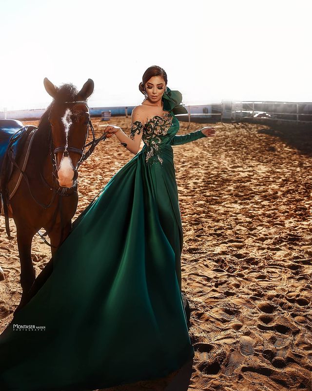 Plus Size Arabic Aso Ebi Green Mermaid Lace Prom Dresses Beaded Sheer Neck High Split Evening Formal Party Second Reception Gowns ZJ463