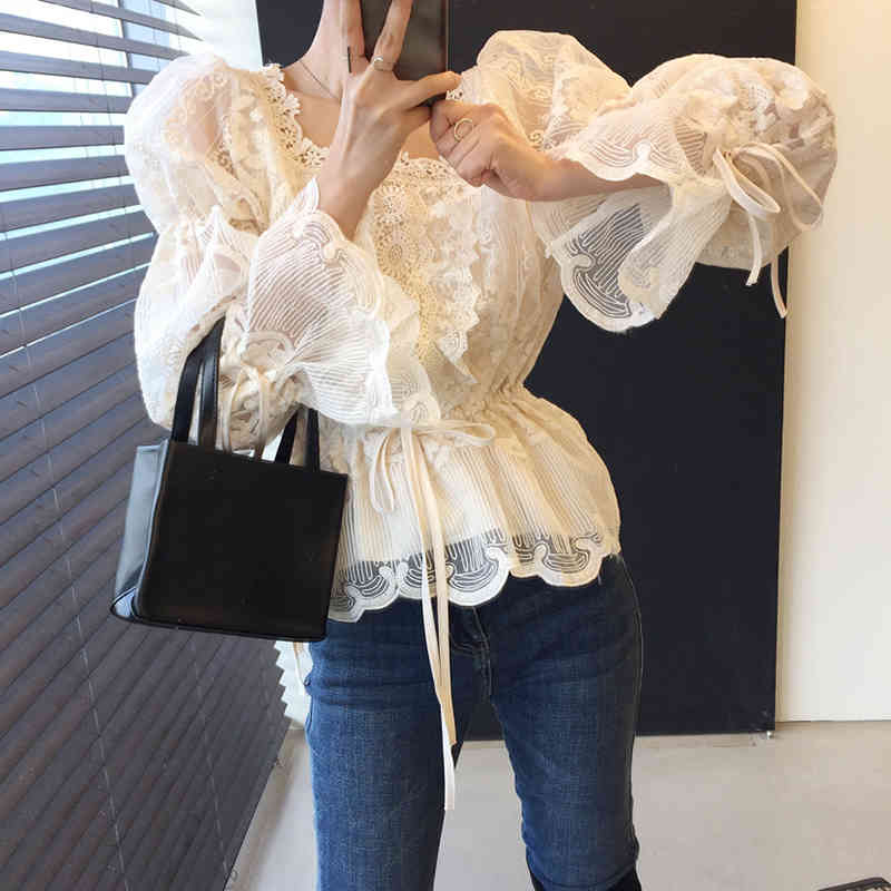 Nomikuma Korean Lace Hook Blouses Lace Up Slim Waist Flare Long Sleeve Shirt Autumn Chic Square Collar Blusas Mujer 6D109 210427