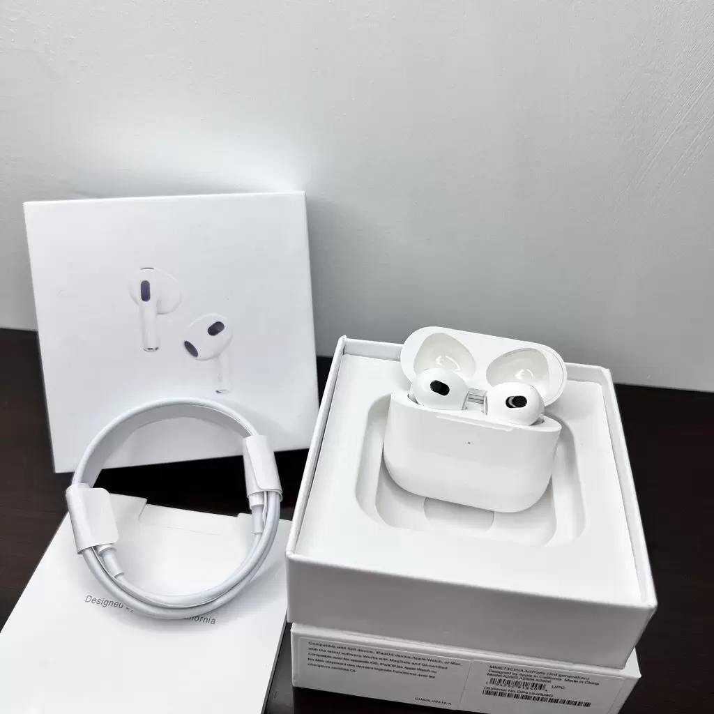 1:1 Apple AirPods 3 Pro Air Gen 3 Air Pods H1 Chip Transparency Earphones Wireless Charging Bluetooth Headphones AP3 Pro AP2 Earbuds 2nd Gen
1:1 Apple AirPods 3 Pro Air Gen 3 Air Pods H1 Chip Transparency Earphones Wireless Charging Bluetooth Headphones AP3 Pro AP2 Earbuds 2nd Gen