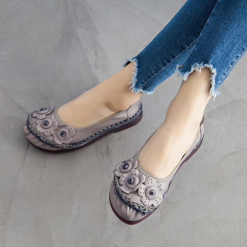 Genuine Leather Flats Shoes Women Slip On Loafers Flower Casual Shoes Female 2021 Spring New Womens Summer Flats Leather Shoes, Beige
Genuine Leather Flats Shoes Women Slip On Loafers Flower Casual Shoes Female 2021 Spring New Womens Summer Flats Leather Shoes, Beige