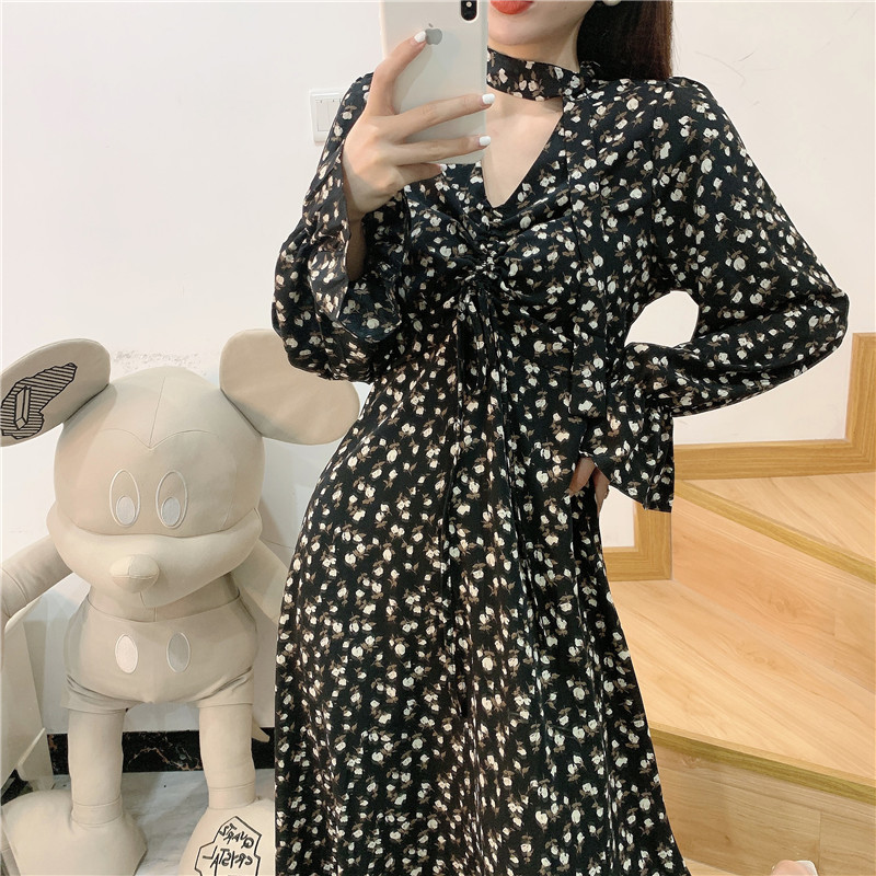 Sexy V-Neck Drawstring floral Print chiffon party Dress Retro Autumn Women Elegant Flare sleeve Beach holiday Long Robe 210519