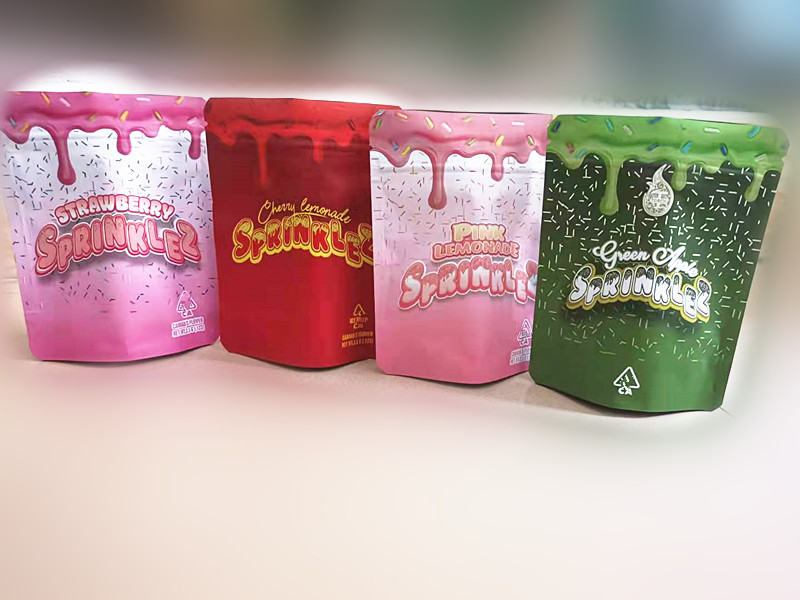 sprinklez mylar bag 3.5g 4 designs dry herb flower packaging plastic zipper pouch airtight smell proof
sprinklez mylar bag 3.5g 4 designs dry herb flower packaging plastic zipper pouch airtight smell proof
