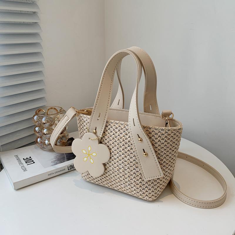 Waist Bags Women Bag 2021 Summer Personalized Straw Knitting Holiday Leisure Beach Single Shoulder Slung Bucket
Waist Bags Women Bag 2021 Summer Personalized Straw Knitting Holiday Leisure Beach Single Shoulder Slung Bucket
