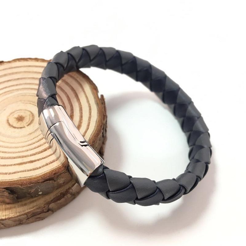Cuff Fashion Men Jewelry Punk Black White Braided Leather Bracelet For Stainless Steel Magnetic Clasp Male Wristband Gifts E0032
Cuff Fashion Men Jewelry Punk Black White Braided Leather Bracelet For Stainless Steel Magnetic Clasp Male Wristband Gifts E0032