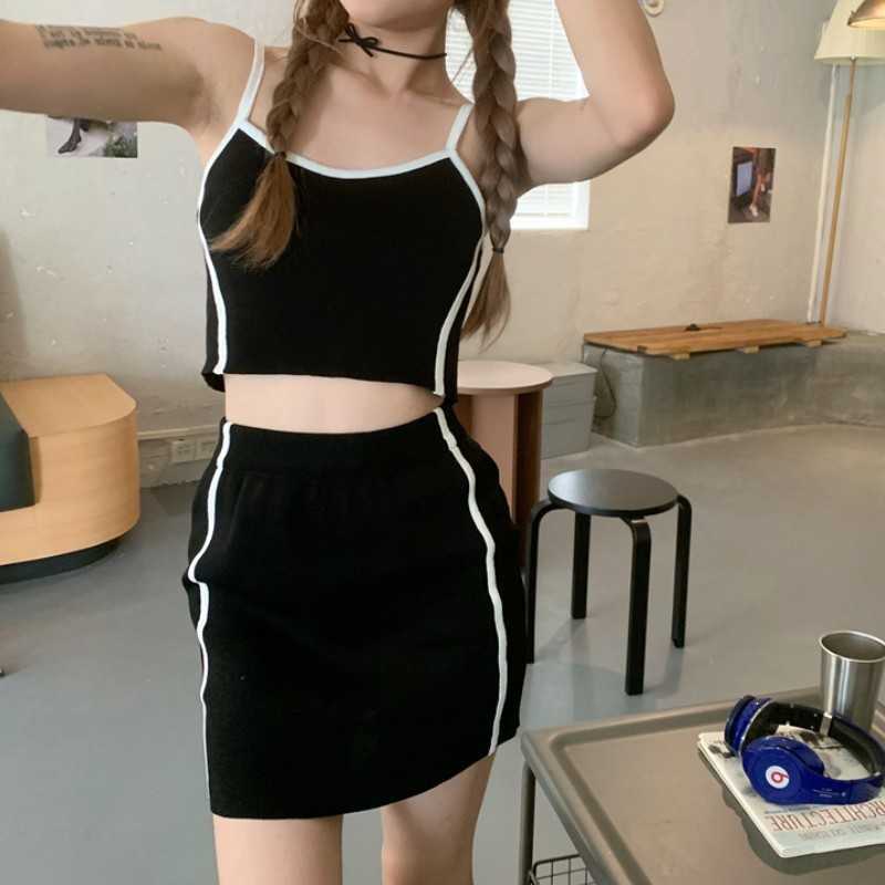 Summer 2 Piece Set Women Sexy knitting Sling Vest Top + High Waist Bodycon Mini Skirt Suit 210526, Photo color
Summer 2 Piece Set Women Sexy knitting Sling Vest Top + High Waist Bodycon Mini Skirt Suit 210526, Photo color