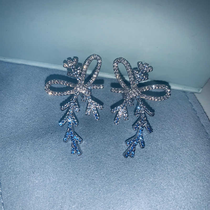 HEF jewelry original ribbon snow Earrings female light luxury Earrings 925 Sterling Silver
HEF jewelry original ribbon snow Earrings female light luxury Earrings 925 Sterling Silver