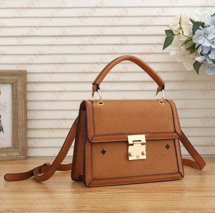 Women's bag designer handbag high quality fashion classic versatile leather printing Mini Shoulder Bags Lady purse
Women's bag designer handbag high quality fashion classic versatile leather printing Mini Shoulder Bags Lady purse