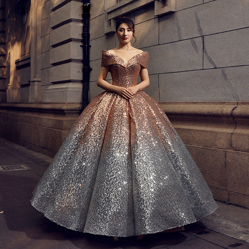 2021 Glitter Sequined Wine Red Evening Quinceanera Dresses Ball Gown Off Shoulder Long Gold Blingbling Birthday Party Prom Formal Dress, Same as picture
2021 Glitter Sequined Wine Red Evening Quinceanera Dresses Ball Gown Off Shoulder Long Gold Blingbling Birthday Party Prom Formal Dress, Same as picture