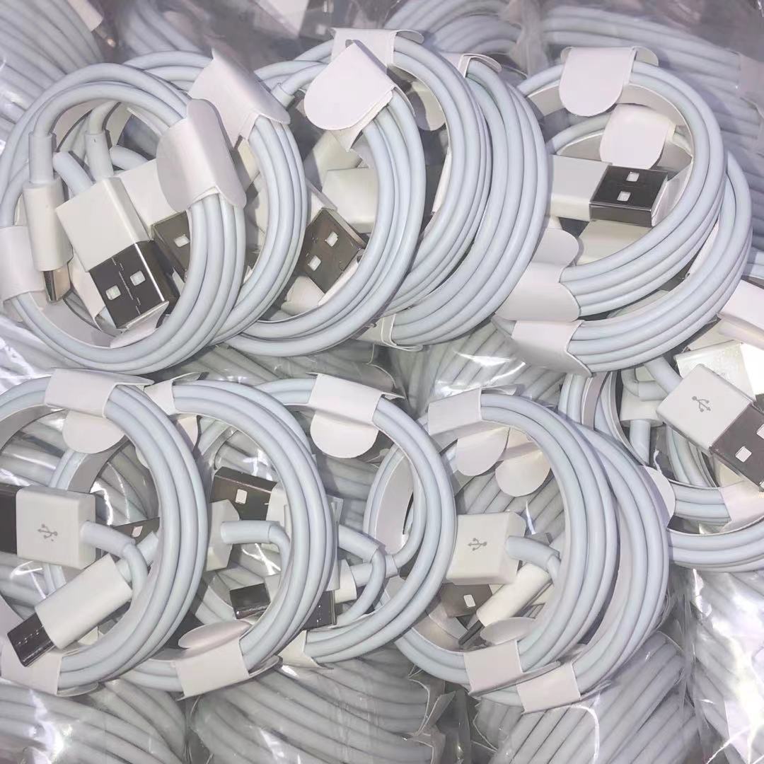 Mobile phone charger USB-C 1M 3 feet fast charging Type C cable charger for Samsung Galaxy S8 S9 S10 note 9 universal data charging adapter
Mobile phone charger USB-C 1M 3 feet fast charging Type C cable charger for Samsung Galaxy S8 S9 S10 note 9 universal data charging adapter