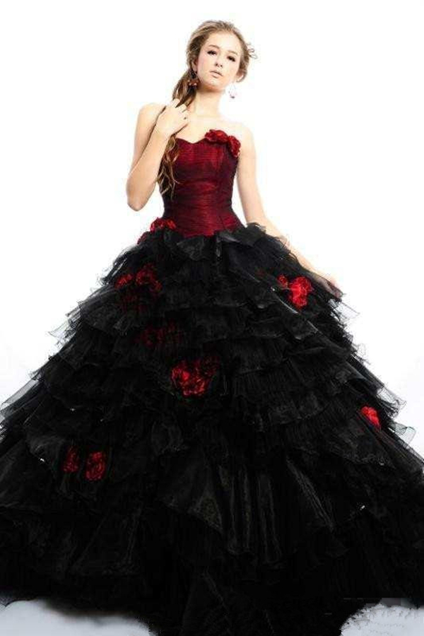 2022 Vintage Gothic Black And Red Wedding Dress Ruffle Tiered Skirt With Hand Made Flowers Sweetheart Strapless Bridal Dresses Ball Gown Long Wedding 