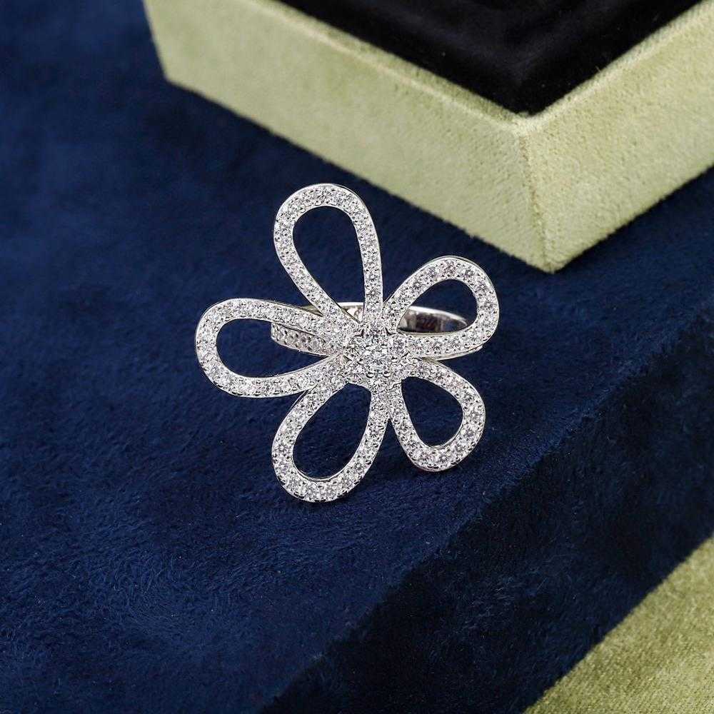 Pure 925 Sterling Silver Jewelry For Women Camellia Flower Rings CZ Diamond Wedding Jewelry Engagement Rose Clover Lucky Luxury
Pure 925 Sterling Silver Jewelry For Women Camellia Flower Rings CZ Diamond Wedding Jewelry Engagement Rose Clover Lucky Luxury