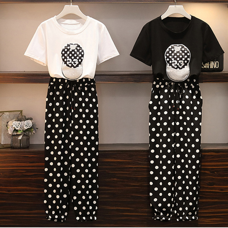 Short-sleeved Sportswear Suit female Summer Fashion drilling Printted Tshirt and Dot Harem Pants Two piece Outfits 210525, Black
Short-sleeved Sportswear Suit female Summer Fashion drilling Printted Tshirt and Dot Harem Pants Two piece Outfits 210525, Black