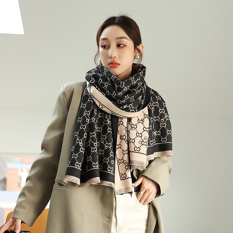 Scarves 2021 Korean Version Of The Fashion Imitation Cashmere Scarf Geometric Pattern Student Warm Retro Long Shawl
Scarves 2021 Korean Version Of The Fashion Imitation Cashmere Scarf Geometric Pattern Student Warm Retro Long Shawl